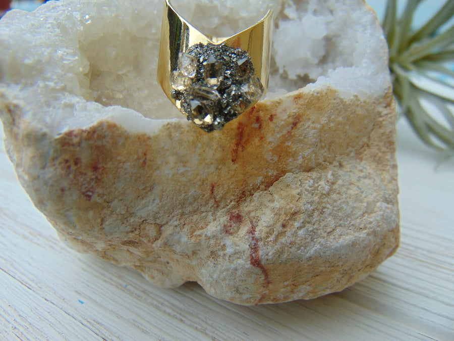 Adjustable Herkimer Diamond & Raw Quartz Gold Ring